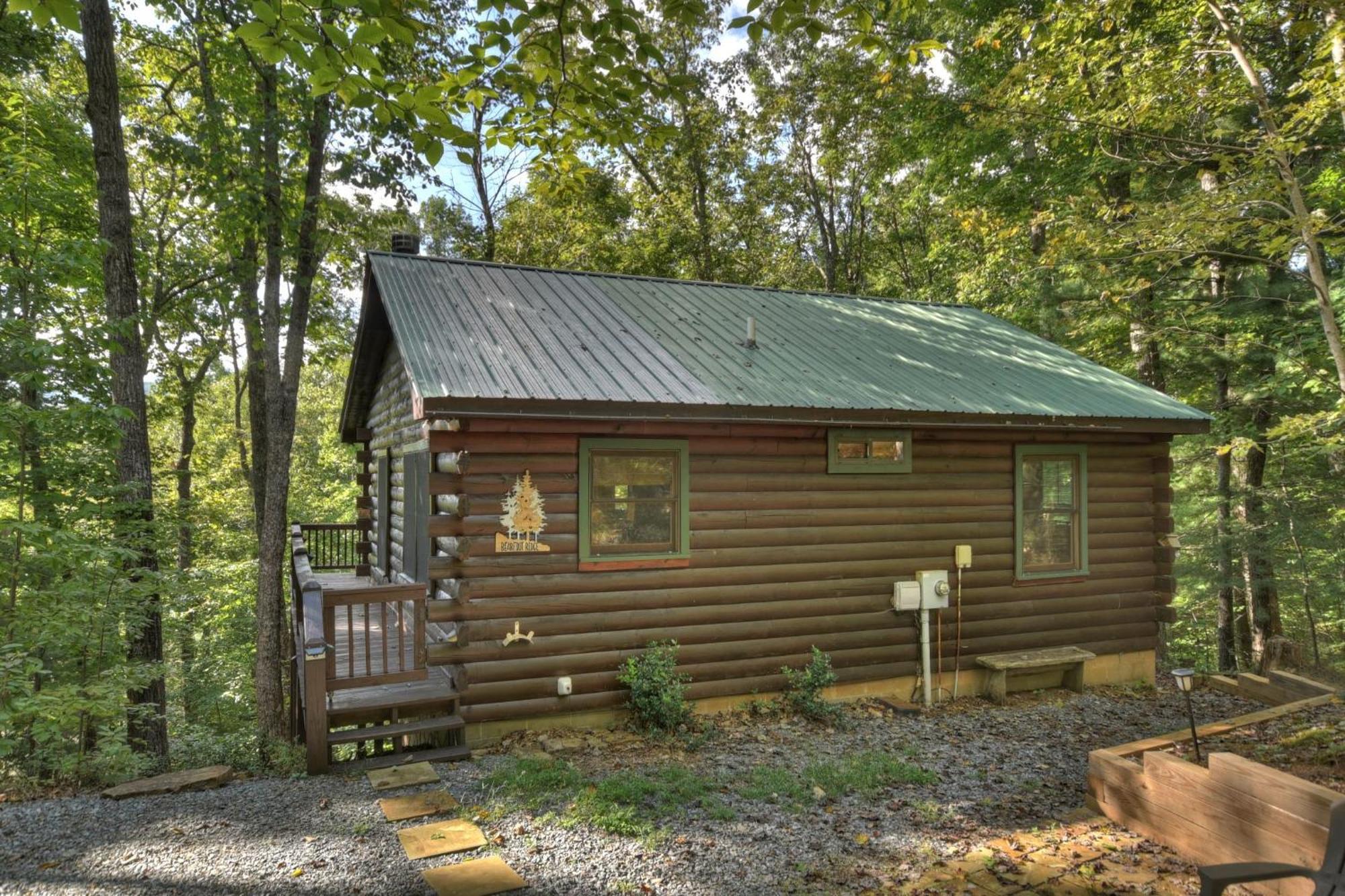 Bearfoot Ridge Wood-Burning Fireplace Cozy Hot Tub Serene Views エリジェイ エクステリア 写真